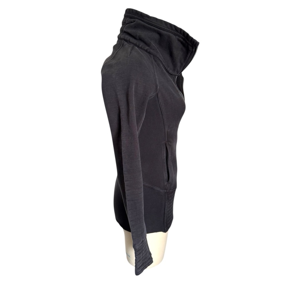 Women's Black Full-Zip Sweater - Picture 2 of 7